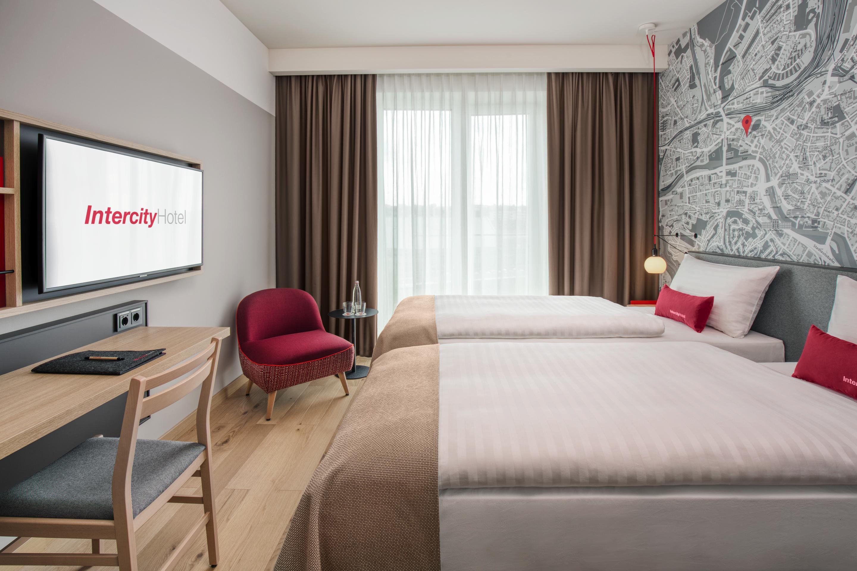 Intercityhotel Saarbrücken Exteriör bild