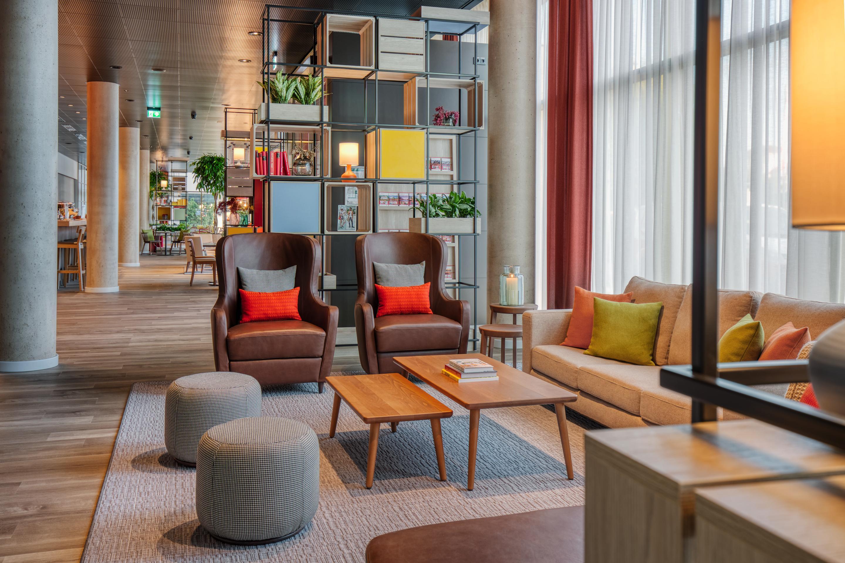 Intercityhotel Saarbrücken Exteriör bild